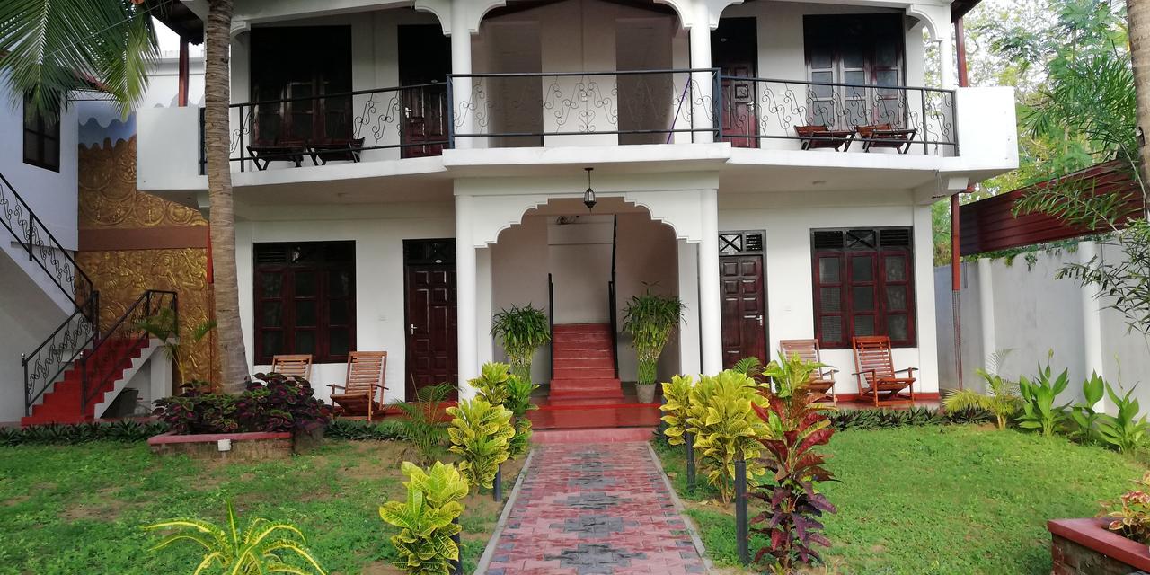 Crescent Sea Resort Nilaveli Exterior photo