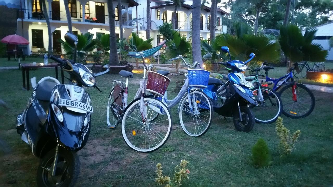 Crescent Sea Resort Nilaveli Exterior photo
